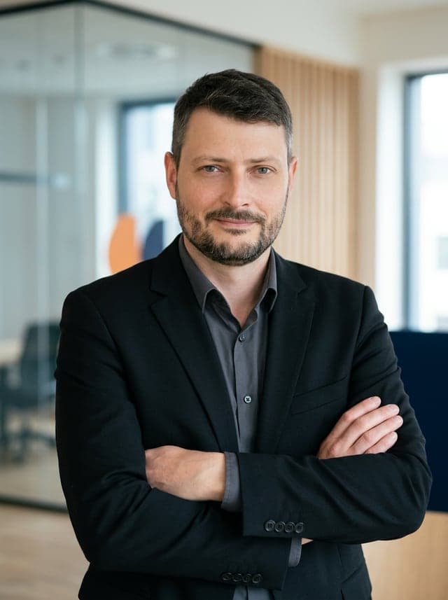 Porträt von Julian Lang